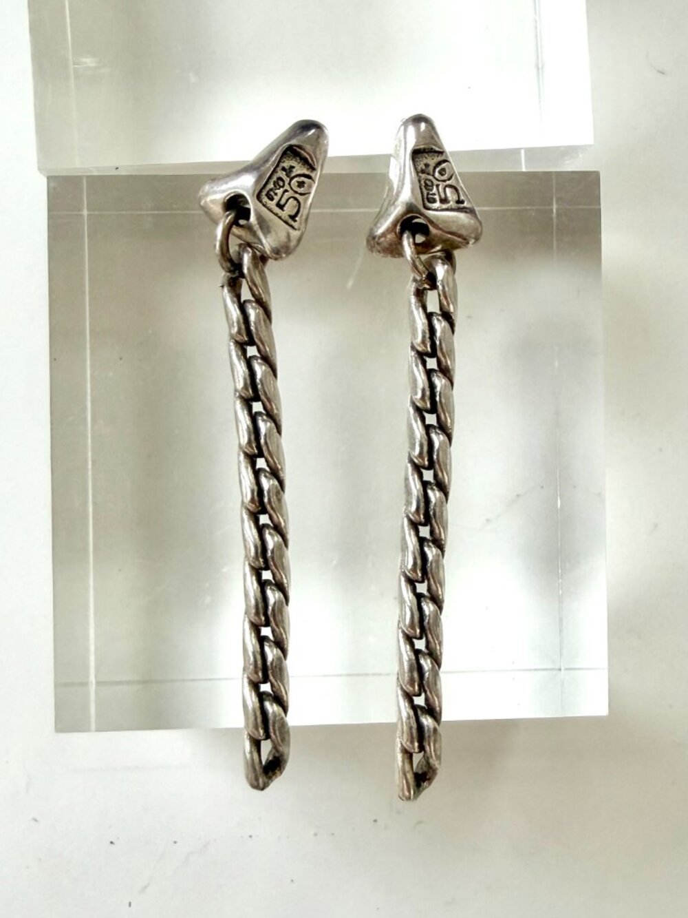 Uno De 50 Silver Chain Link Drop Earrings